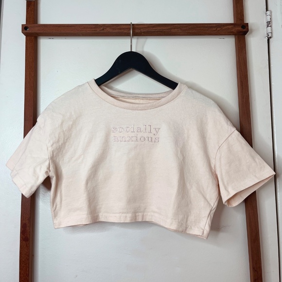 Embroidered Cropped Tee - Picture 2 of 3